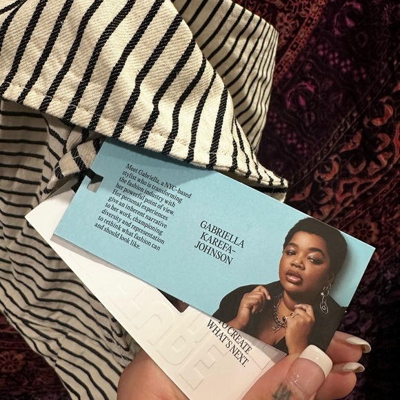 Striped One-Shoulder Top - Picture 3 of 4